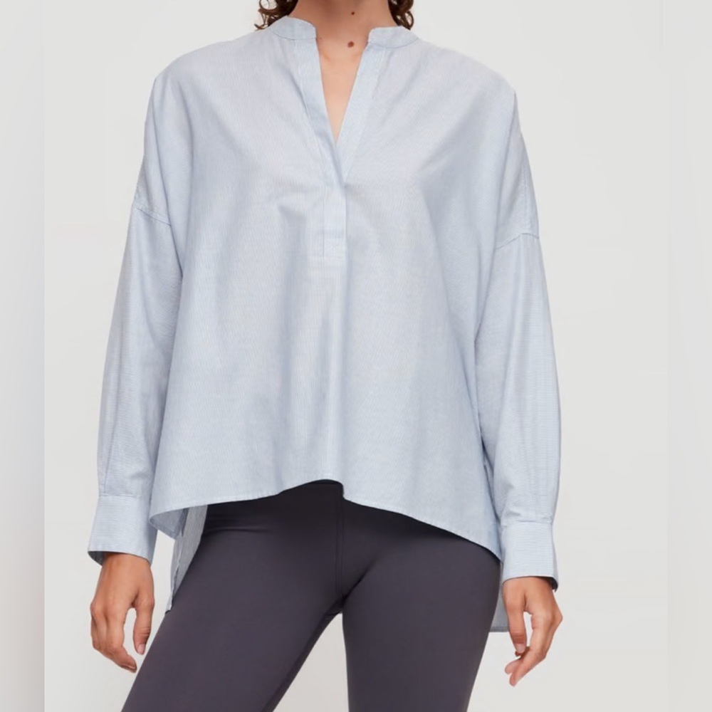 Aritzia Light Blue Relaxed Two ButtonPopover Blouse